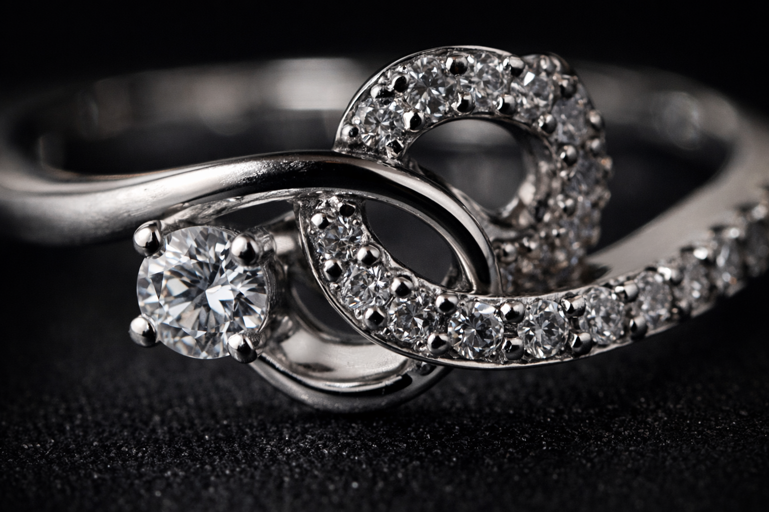 Pavé Loop Adjustable Ring