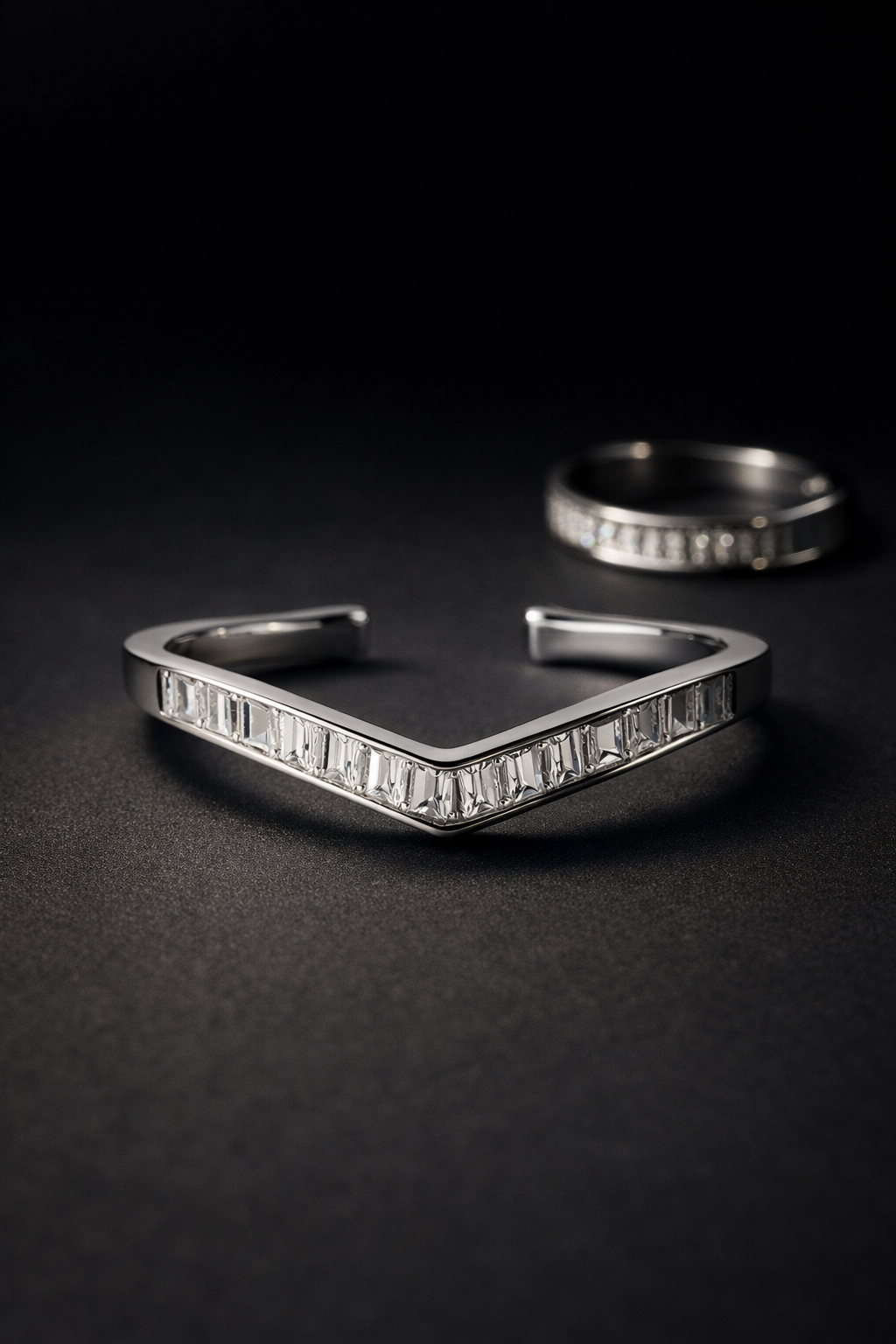 Pavé V Adjustable Ring